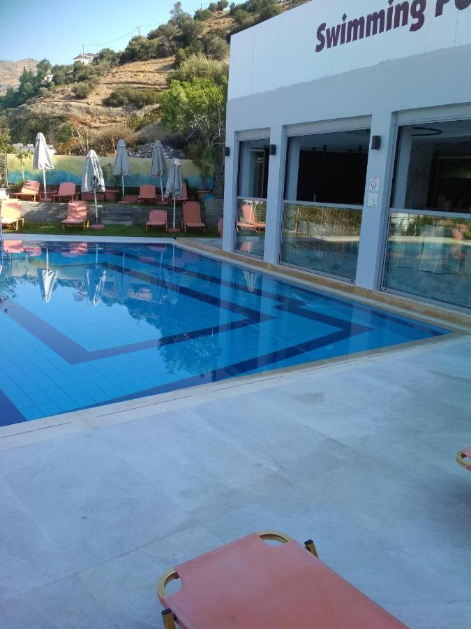 איה גליני Petra Hotel מראה חיצוני תמונה