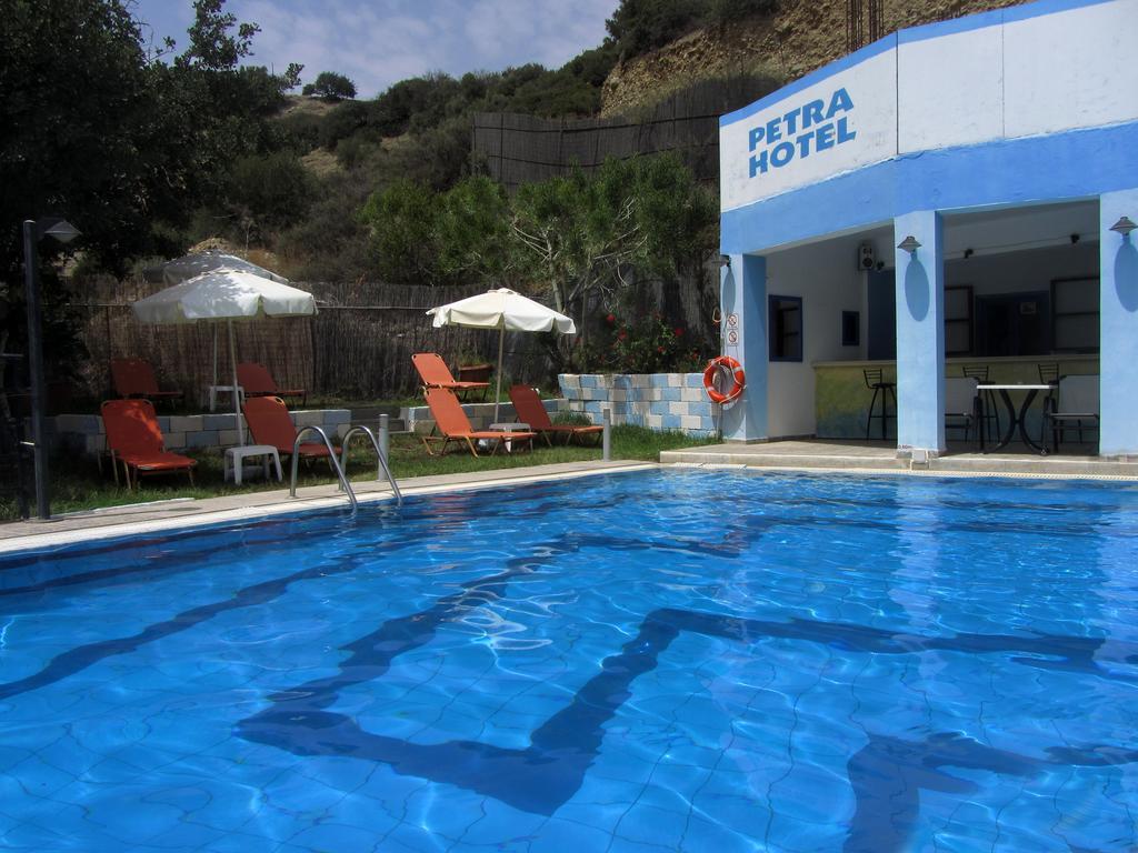 איה גליני Petra Hotel מראה חיצוני תמונה